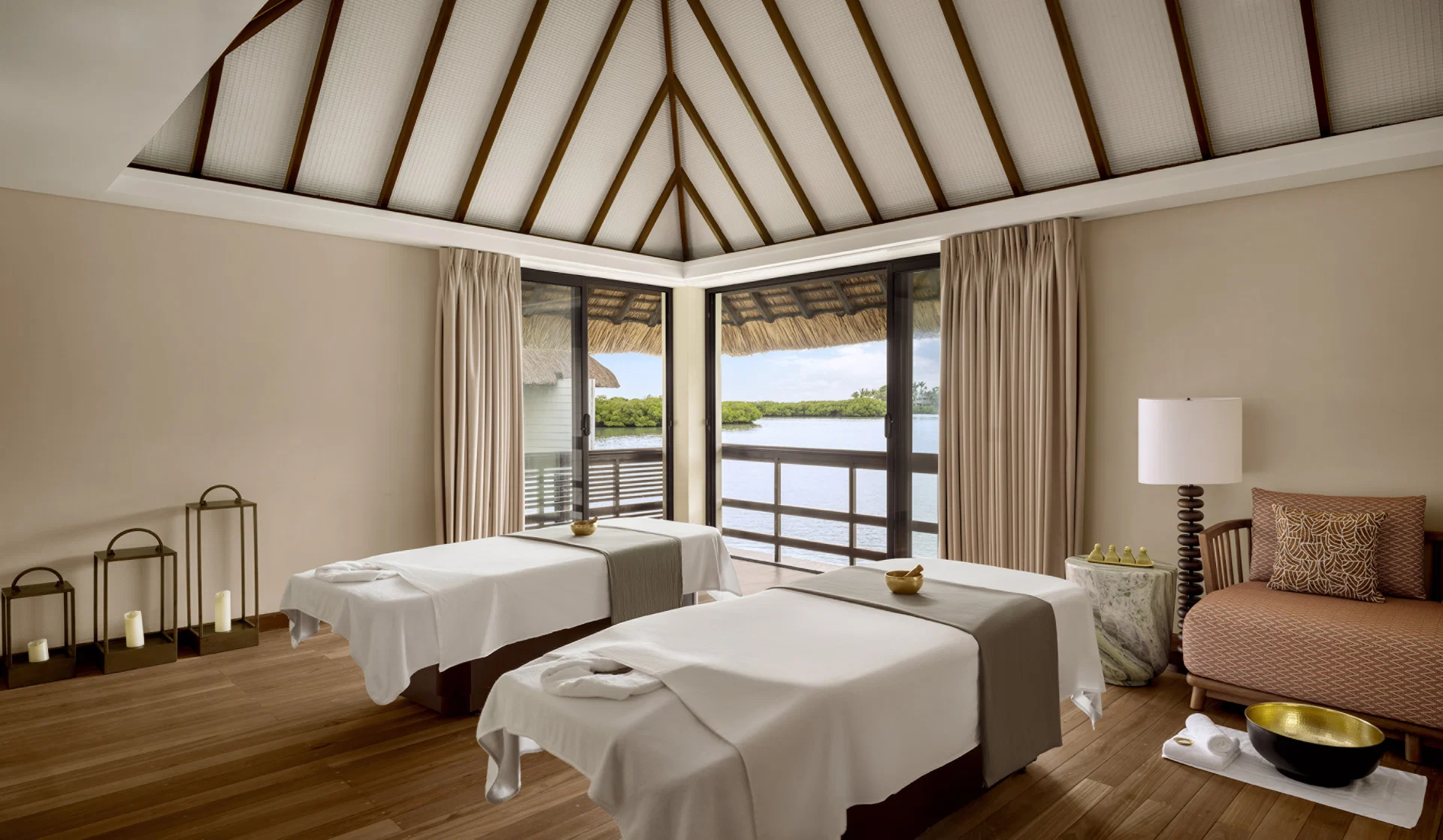Four Seasons Resort Mauritius at Anahita · Overwater-Behandlungssuiten