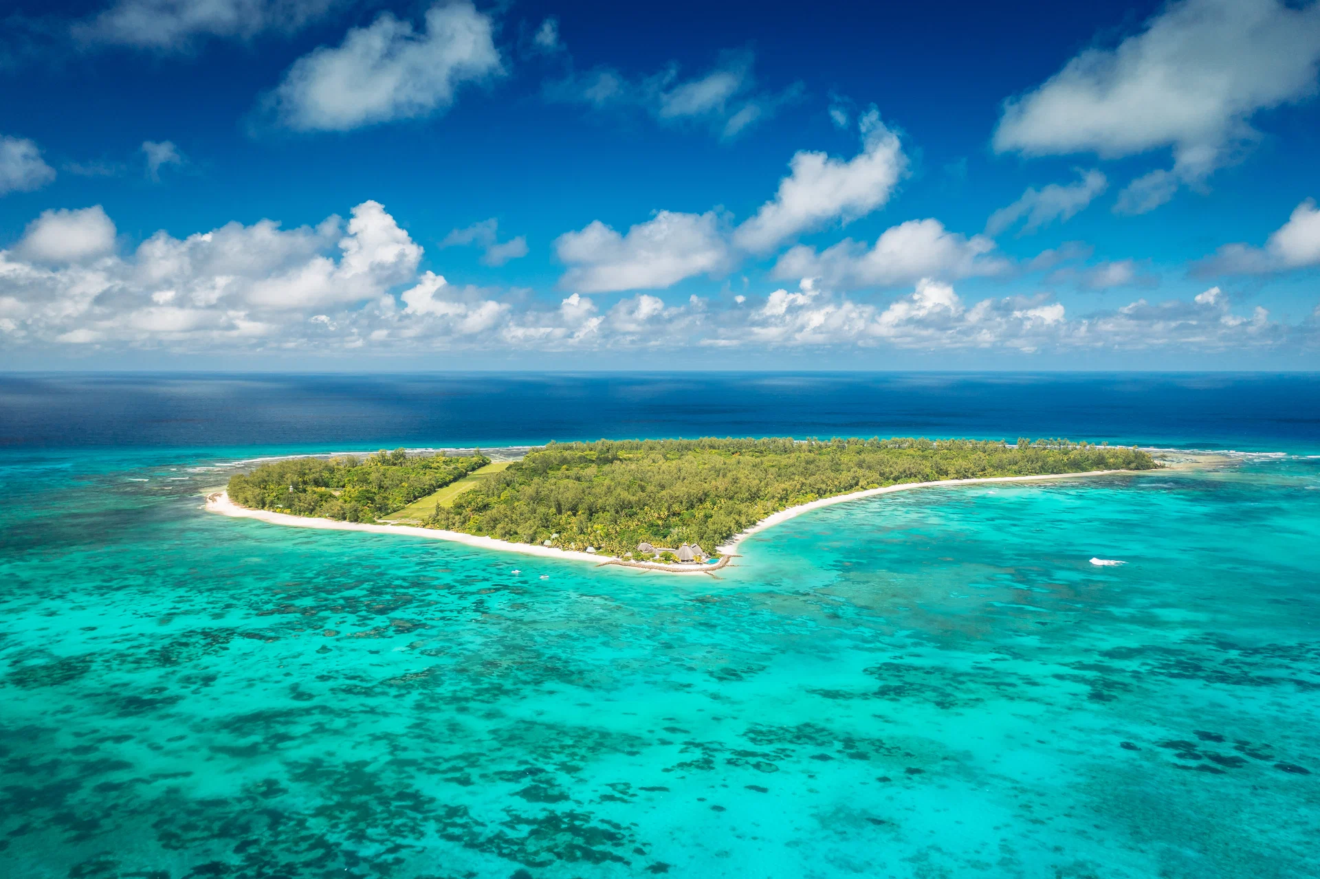 Denis Private Island · Denis Island und das umgebende Riff