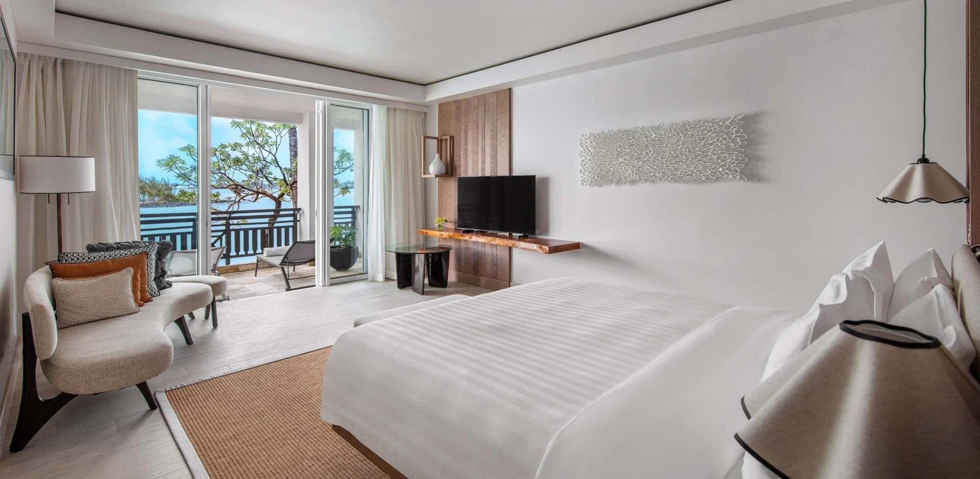 Shangri-La Le Touessrok, Mauritius · Frangipani Signature Ocean View Suite