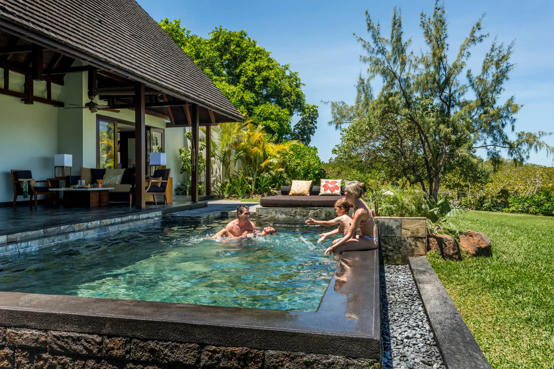 Four Seasons Resort Mauritius at Anahita · Private Retreat mit drei Schlafzimmern und Pool