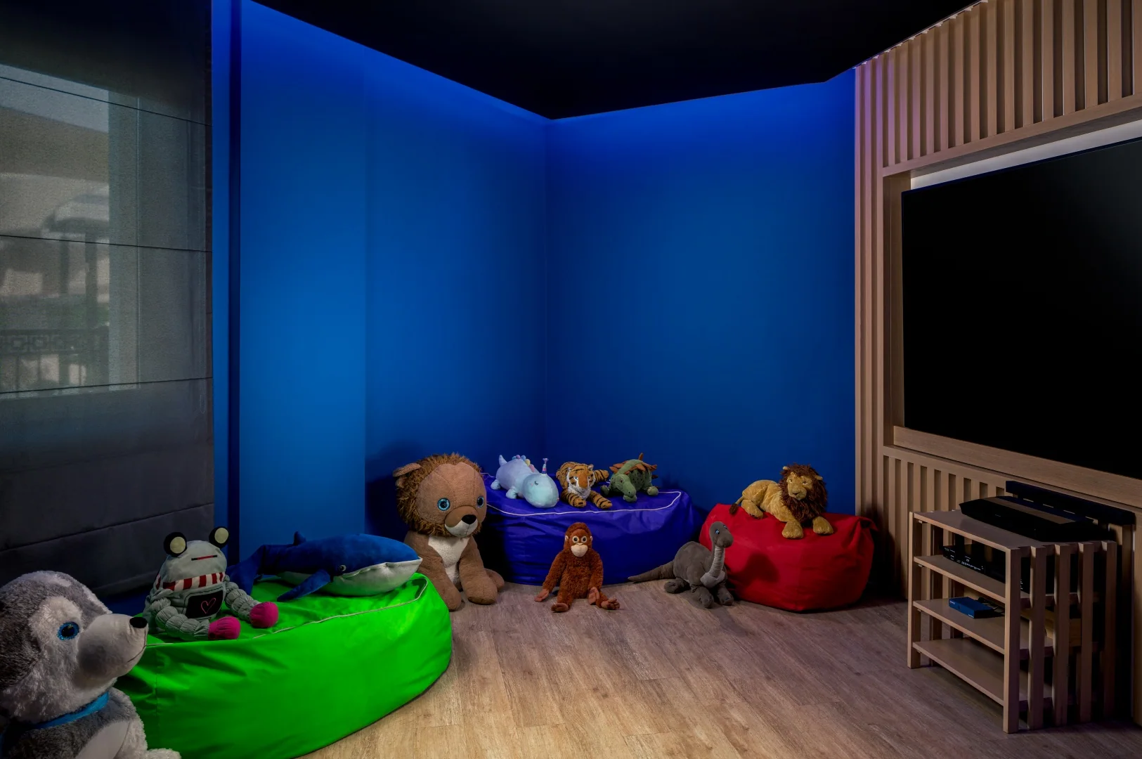 Saadiyat Rotana Resort & Villas · The Starlight Cinema