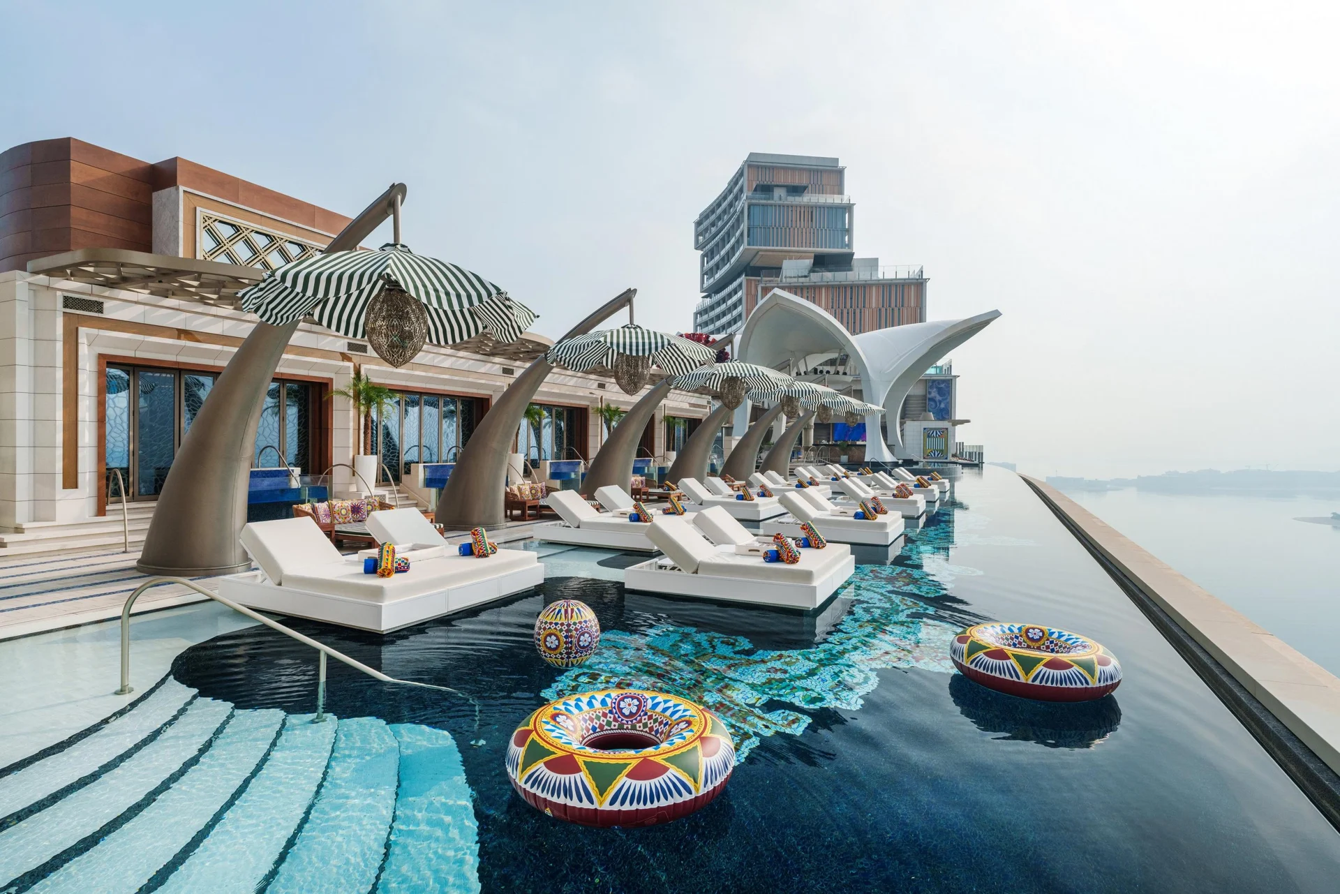 Atlantis The Royal · Royal Pool