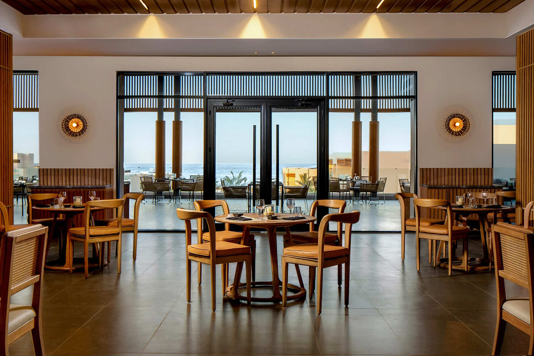 JAZ Elite Amara · Tao Tao Restaurant