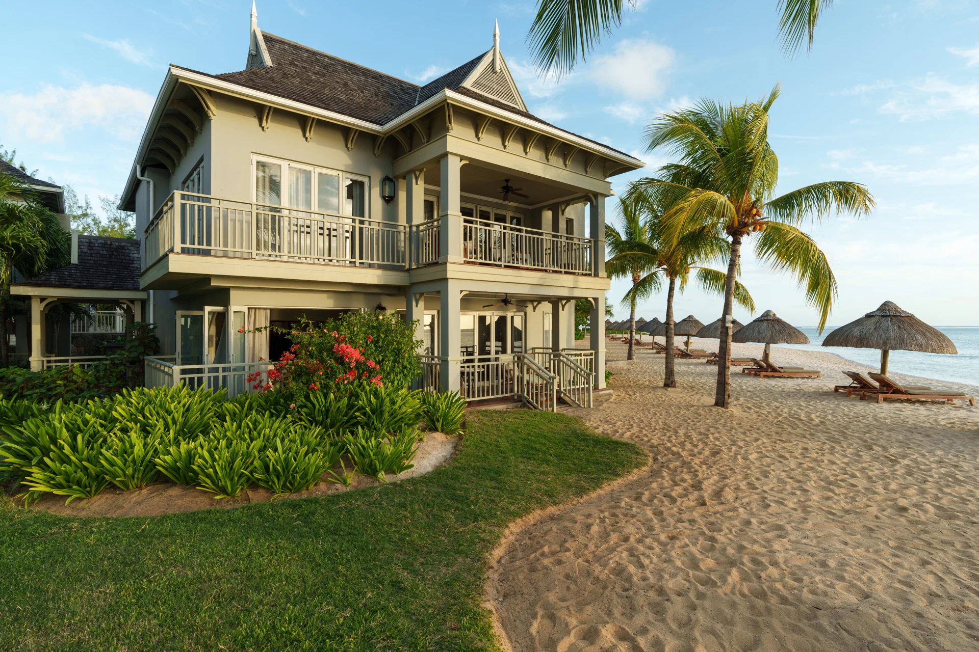 The St. Regis Le Morne Resort, Mauritius · Peninsula Beach Access
