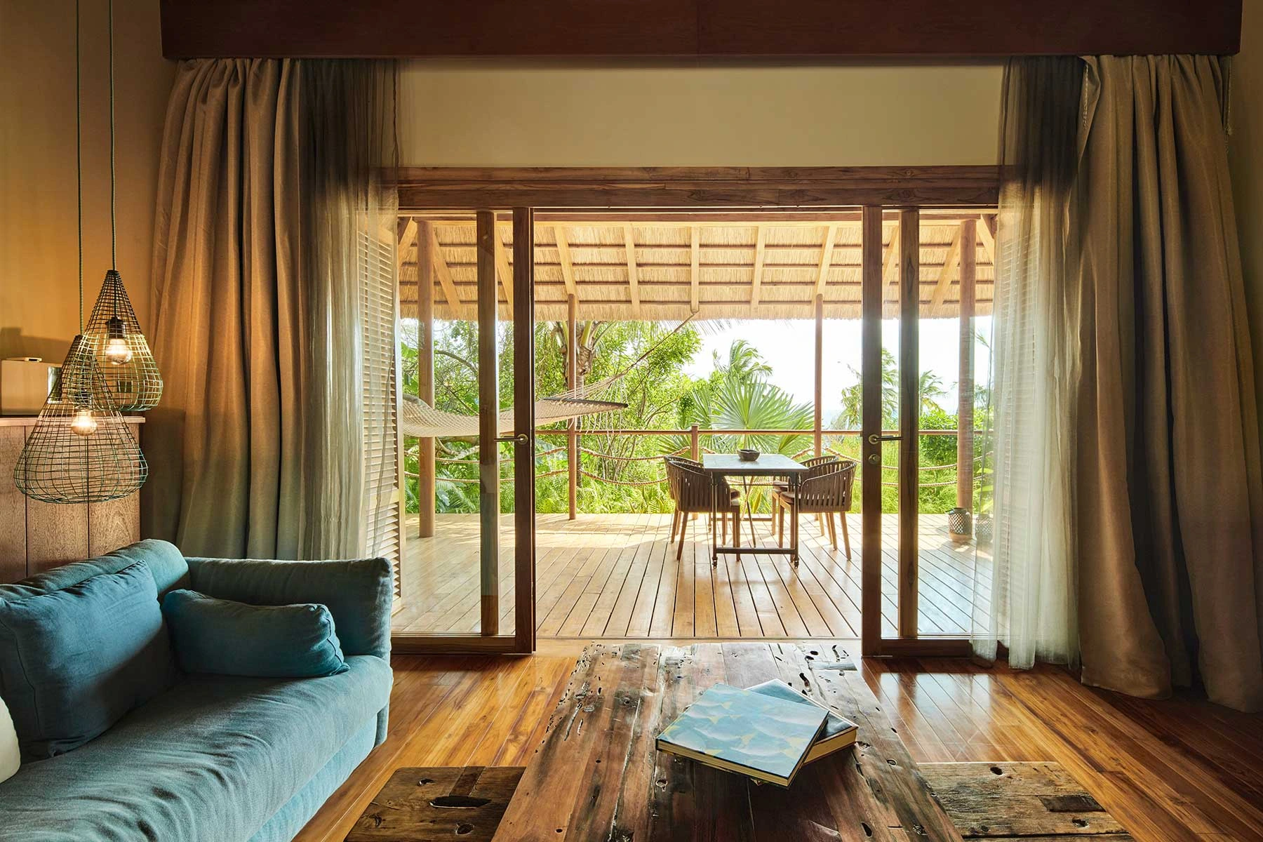 Zuri Zanzibar · Jacuzzi Suite