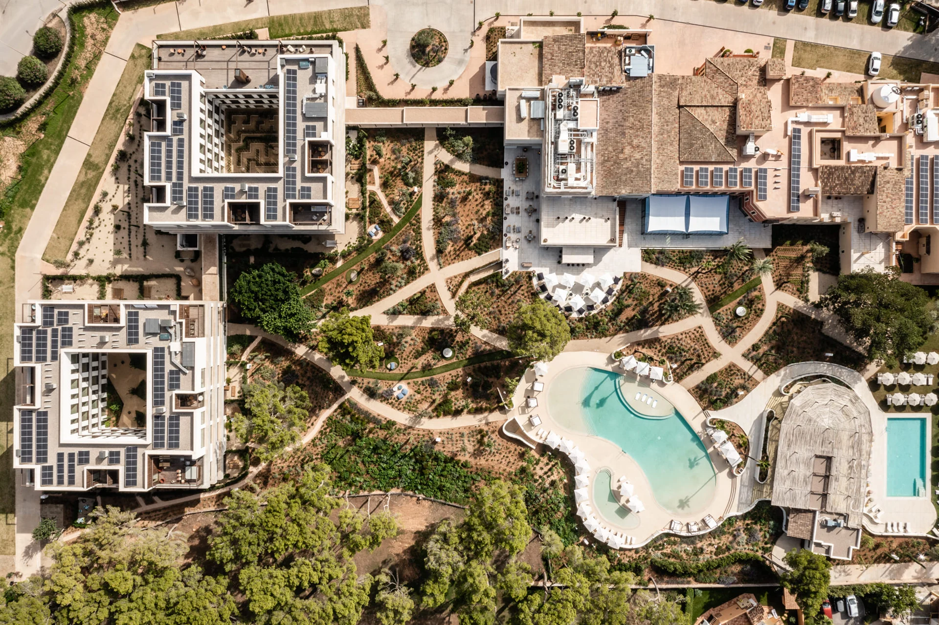 Kimpton Aysla Mallorca · Resort, Pools und Gärten aus der Luft