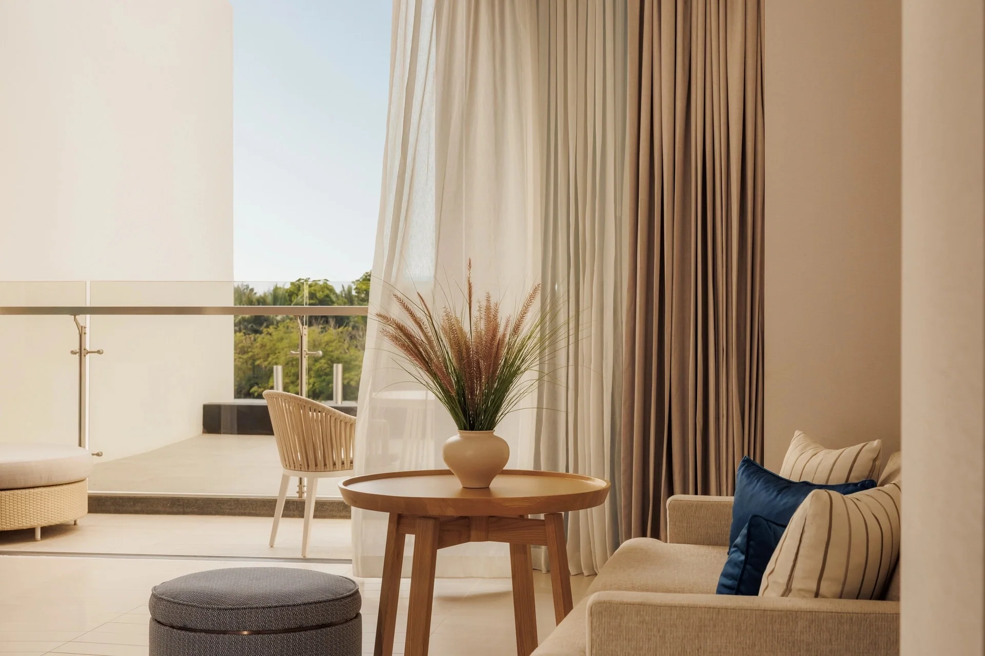 Jumeirah Saadiyat Island · Resort Deluxe Room