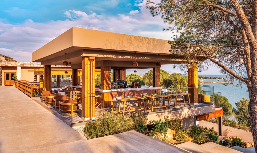 Akra Didim · Salkim Signature Bar (+16)