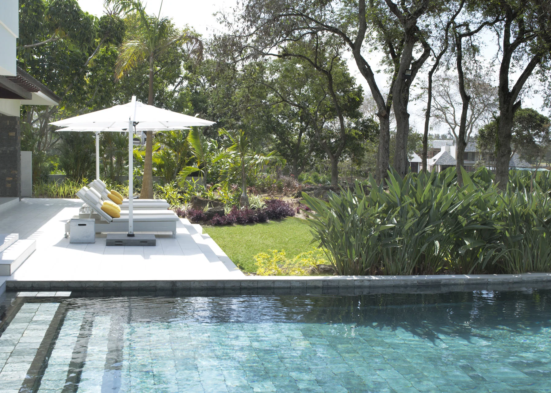 Four Seasons Resort Mauritius at Anahita · Premium Private Retreat mit vier Schlafzimmern und Pool