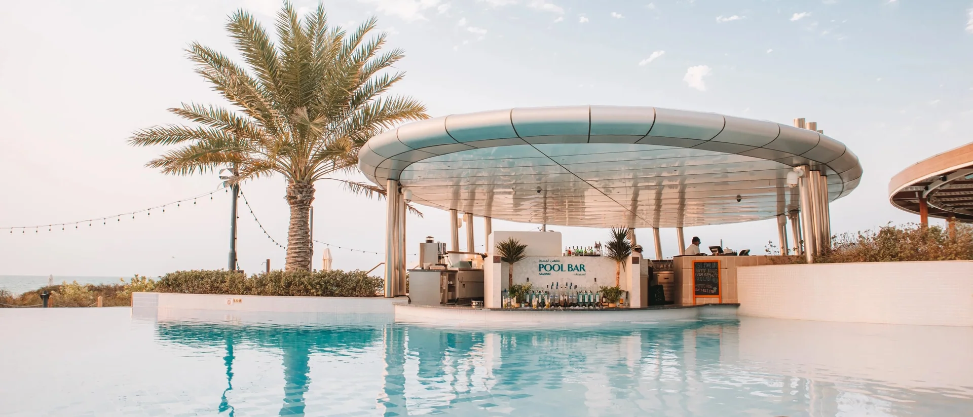 Jumeirah Saadiyat Island · Pool Bar