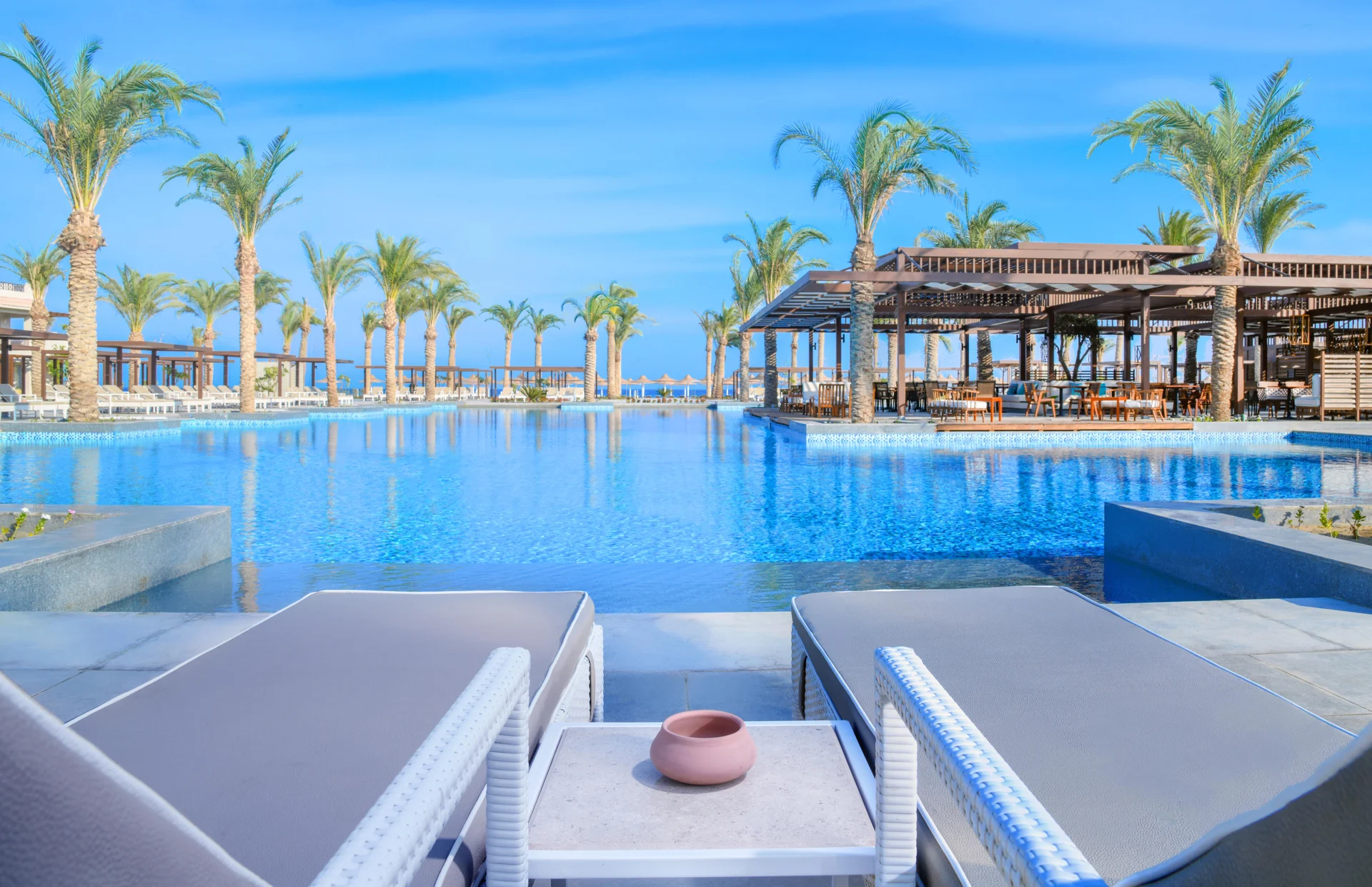 JAZ Costa Mares · Swimming pool area