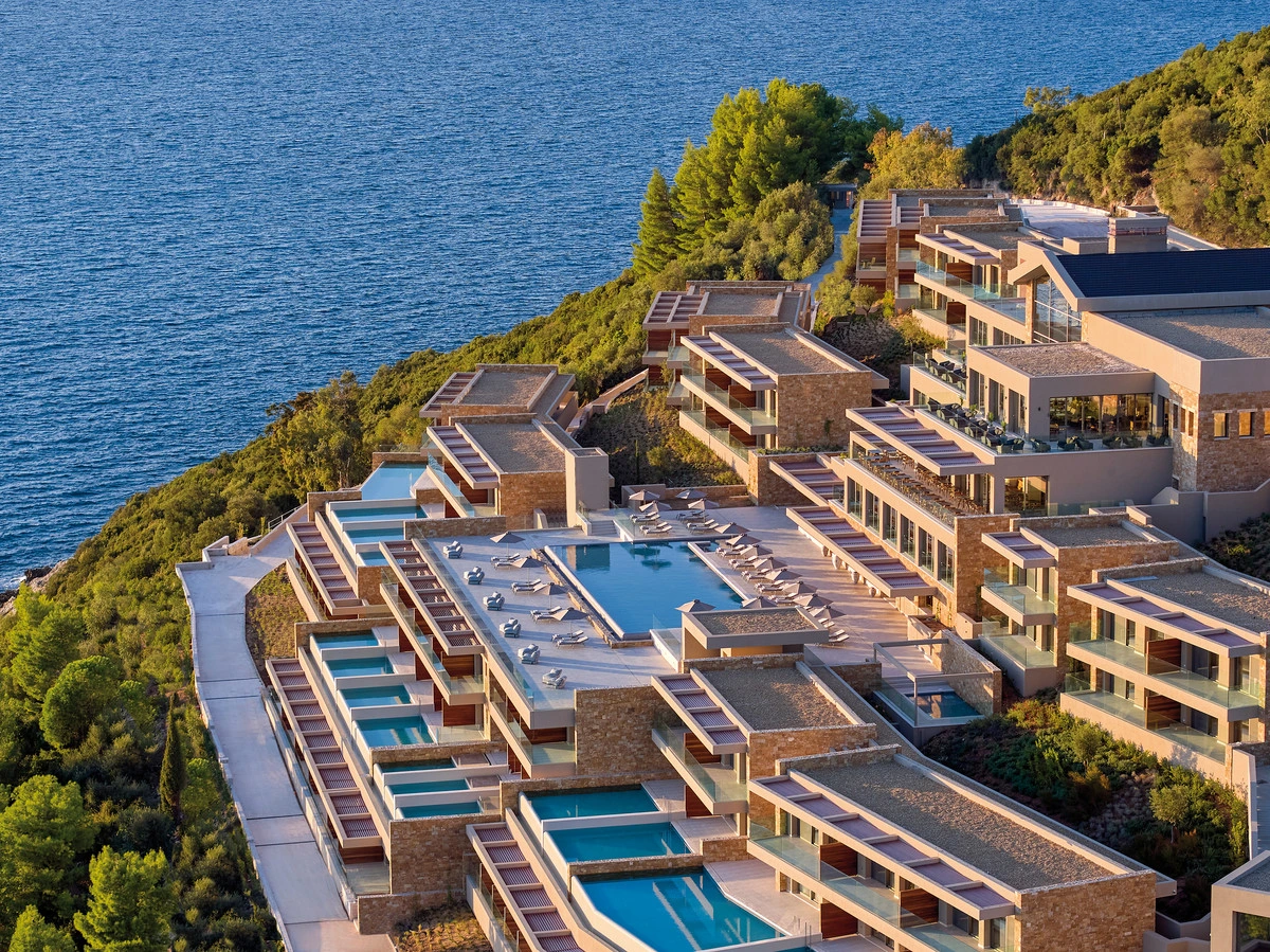 Elix, Mar-Bella Collection · Terrassenförmig angelegte Anlage
