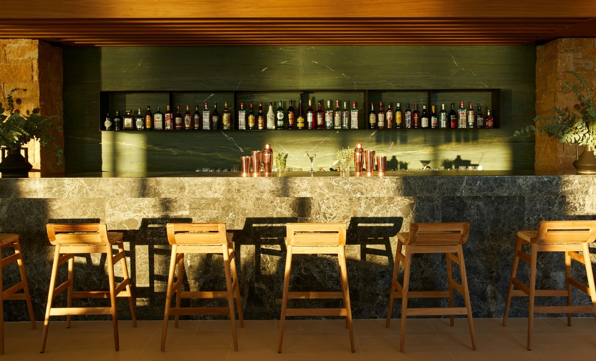 Elix, Mar-Bella Collection · Ruby Bar