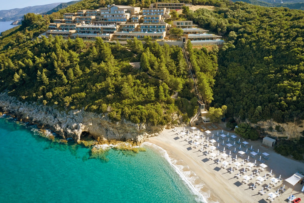 Elix, Mar-Bella Collection · Resort am grünen Küstenhang