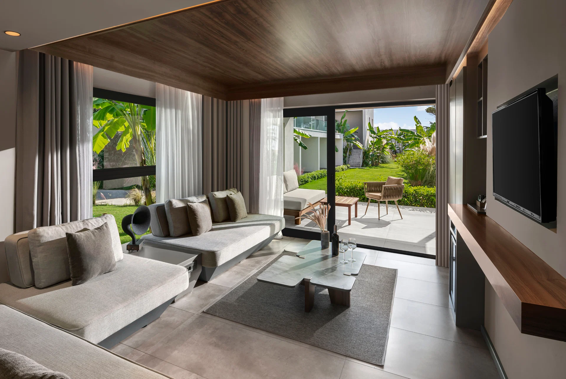Paloma Finesse Side · FAMILIEN SUITE MIT TERRACE