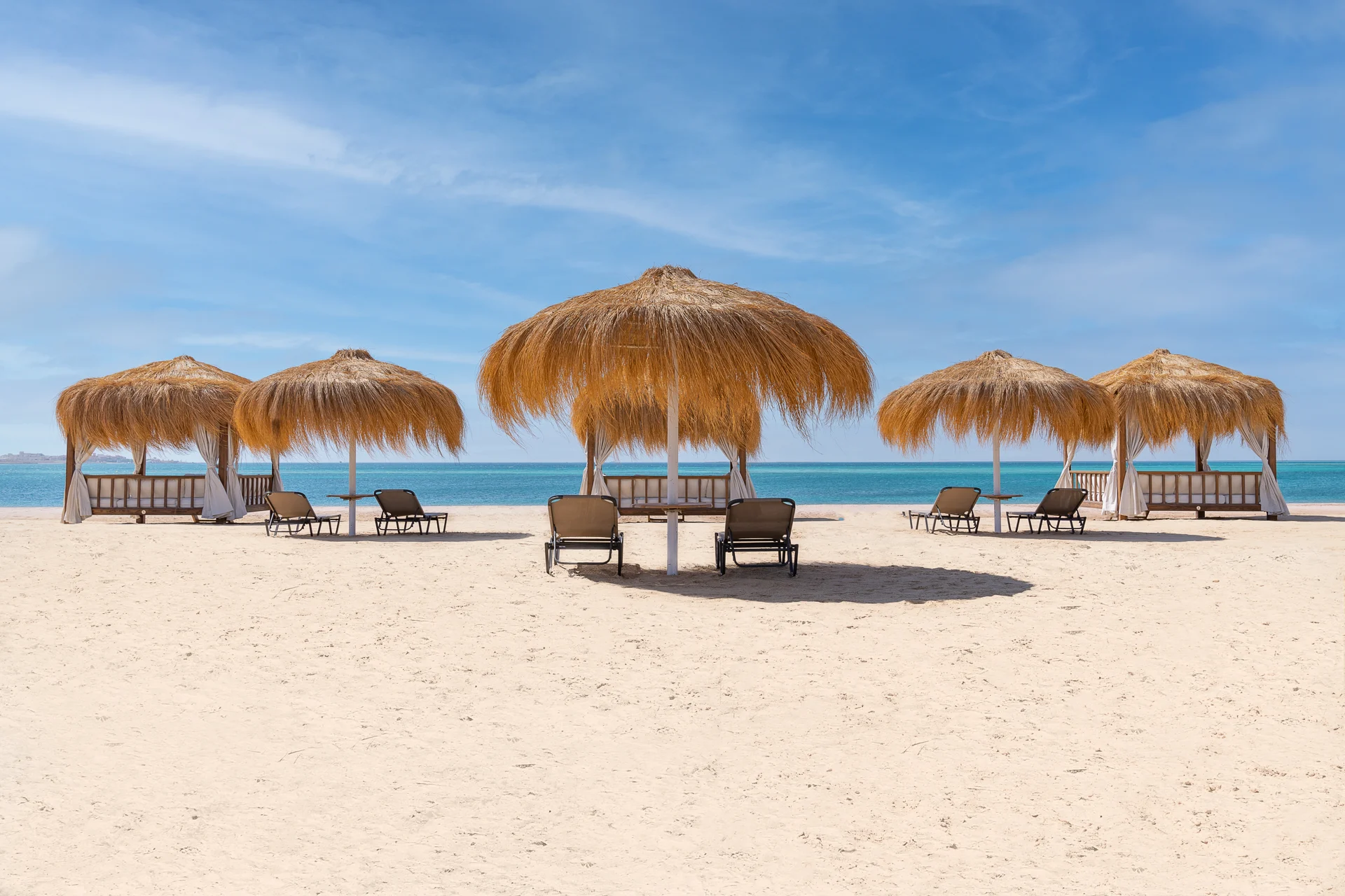 Steigenberger Resort Ras Soma · Privater Sandstrand an der Bucht von Abu Soma