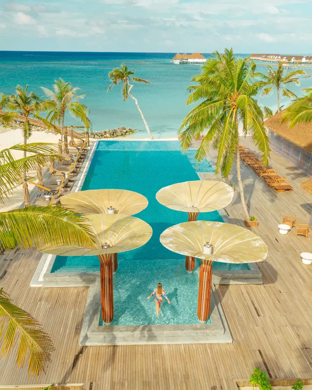 Meyyafushi Maldives · Baa – Main Bar