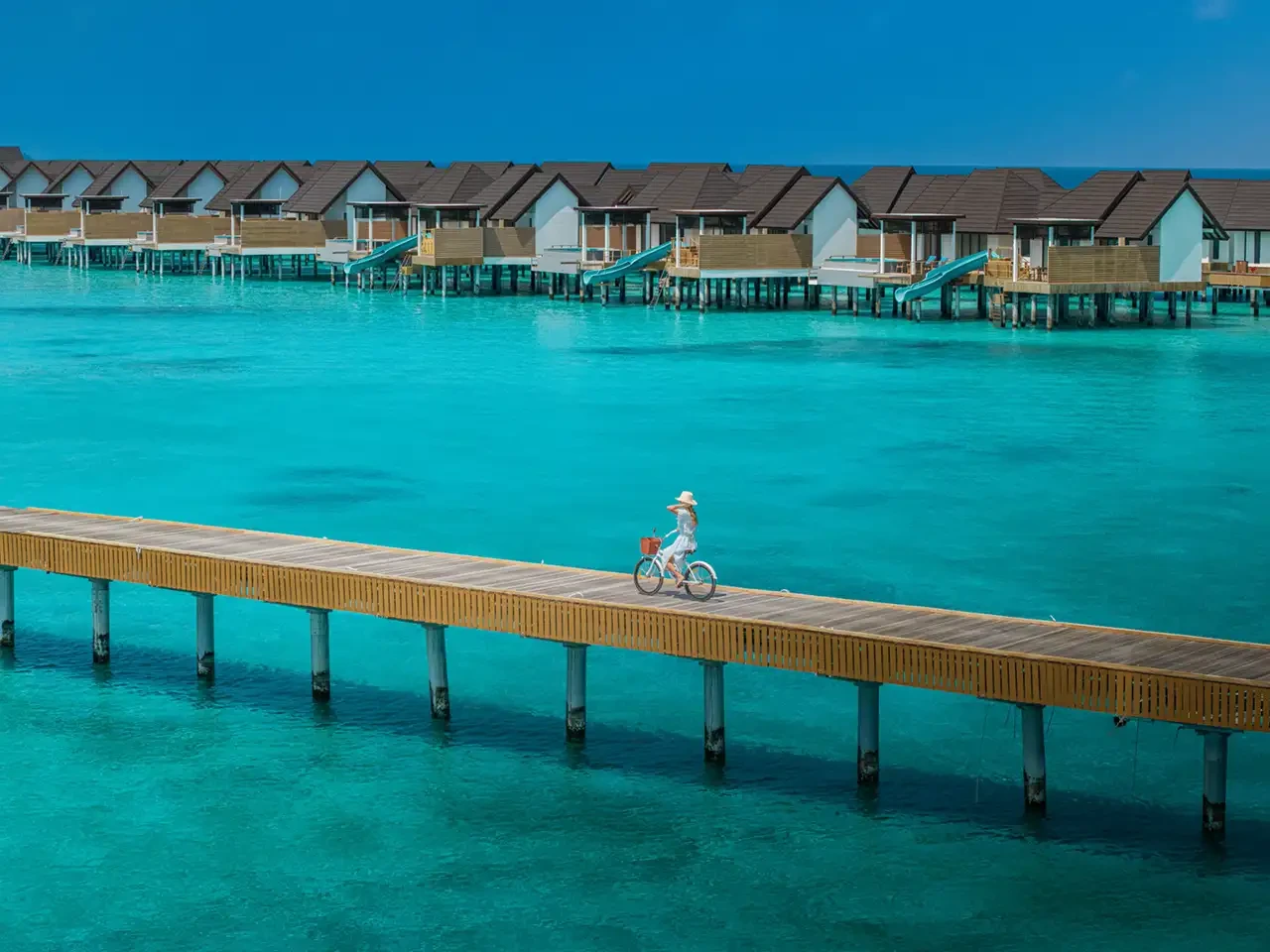 Meyyafushi Maldives · Meyyafushi Maldives · Resort und Meer