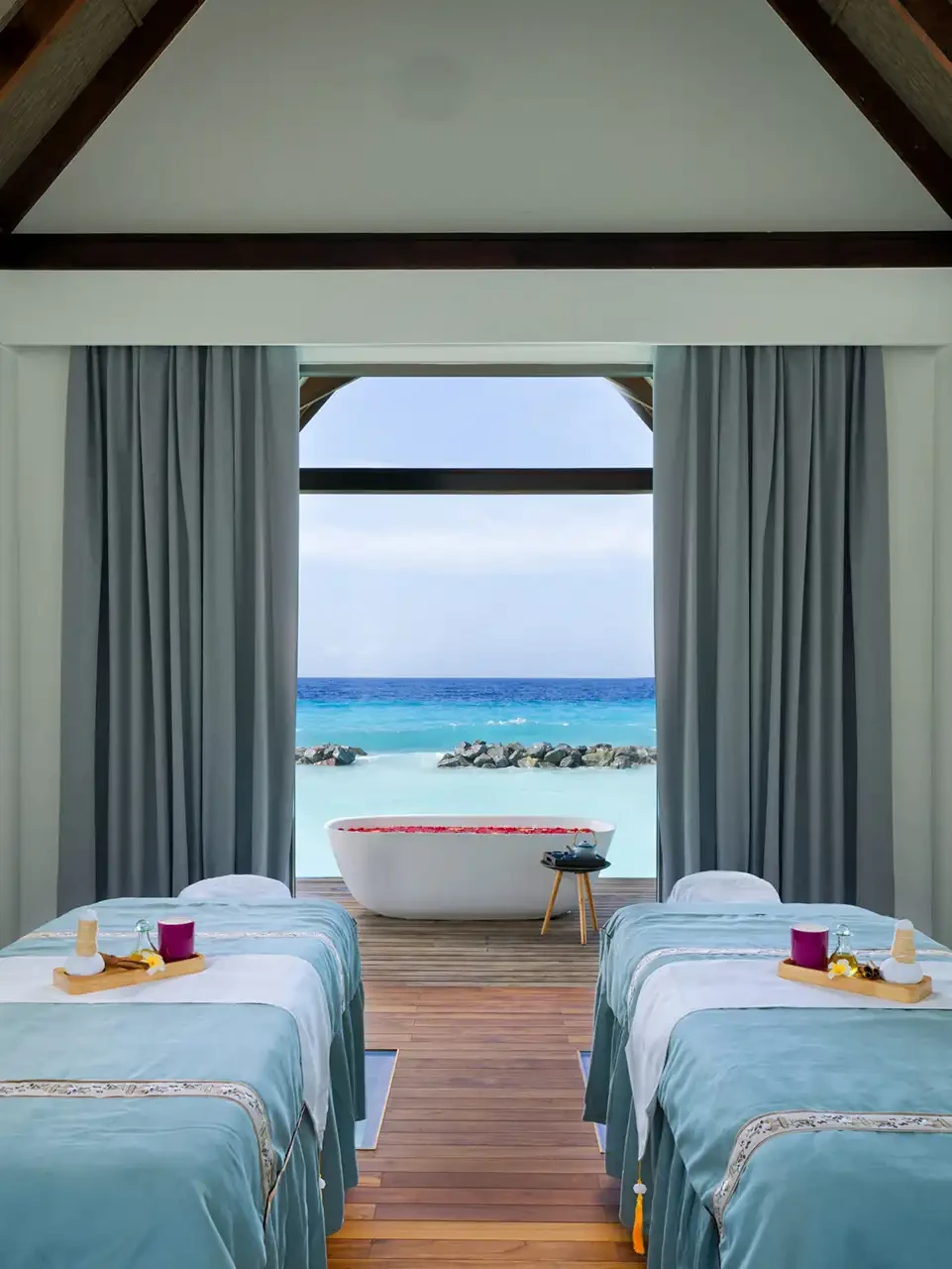 Meyyafushi Maldives · Overwater Veyoge Spa