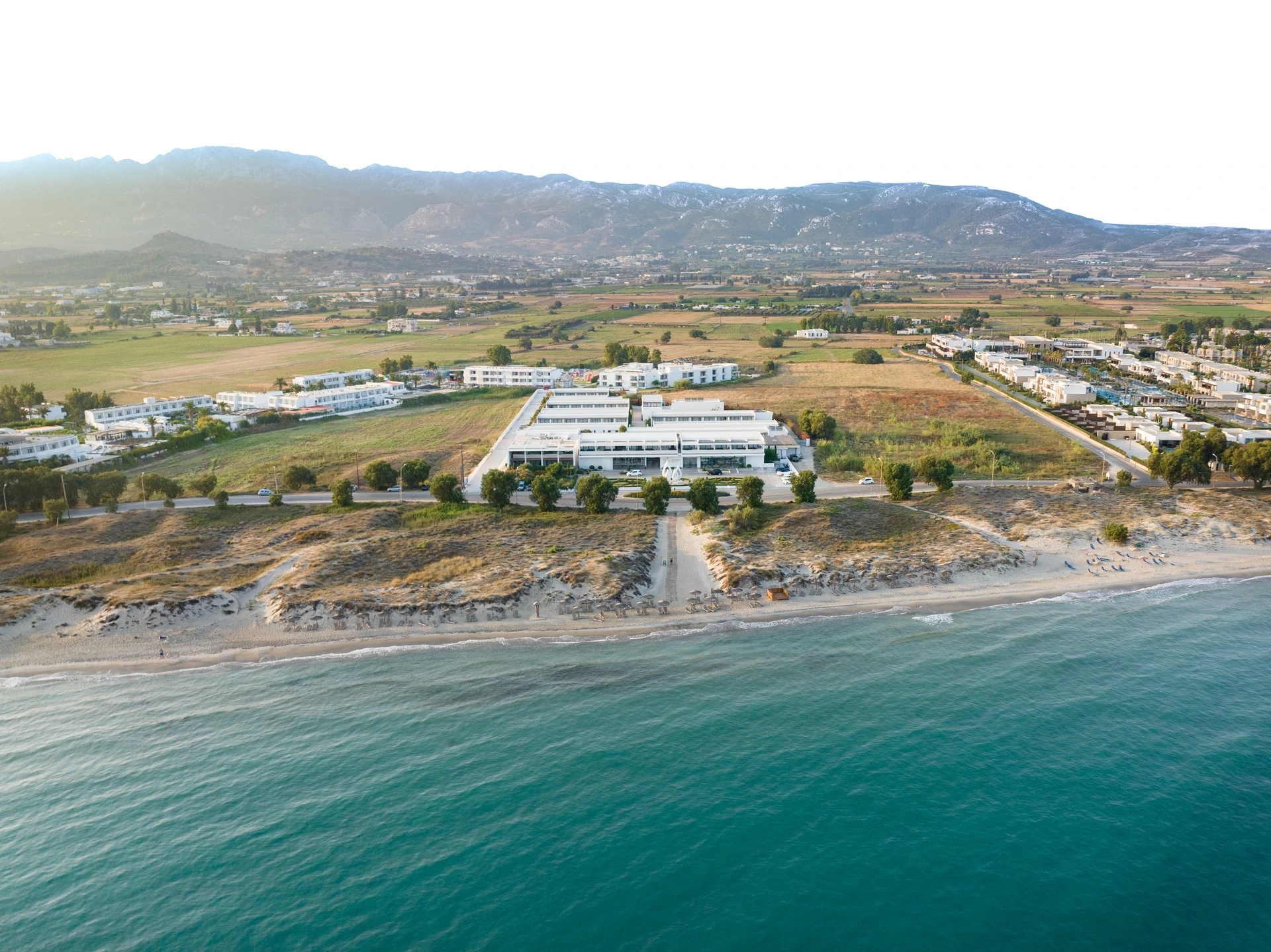 Sentido Pearl Beach Kos · Küstenansicht des Resorts