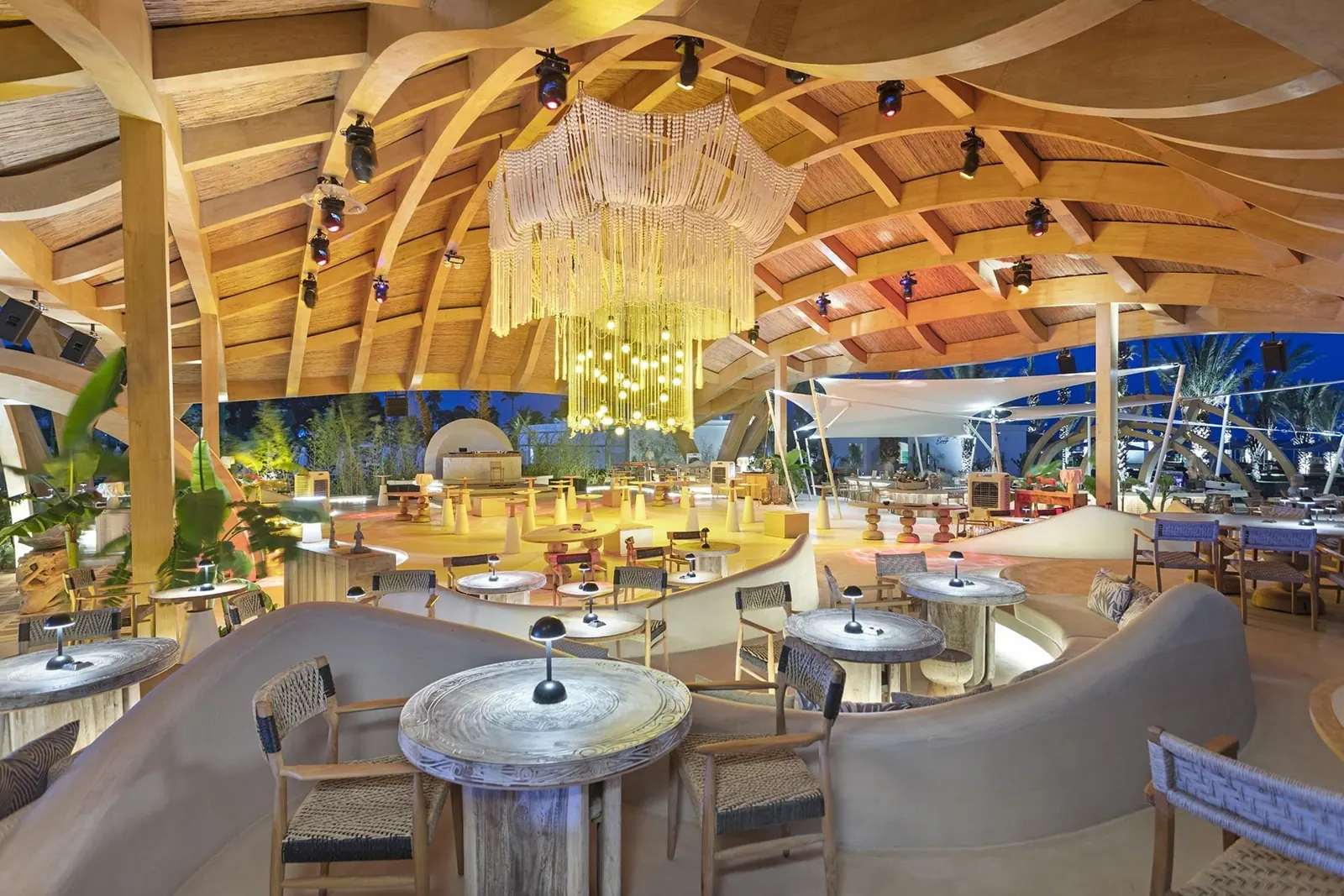 Cullinan Belek · Galapagos Beach Bar