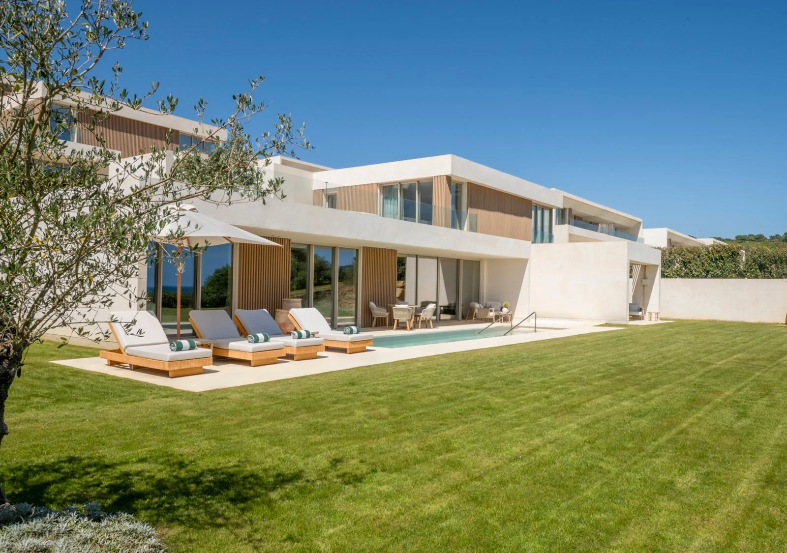 Suite Meerblick · drei Schlafzimmer, Pool & Whirlpool · Fairmont La Hacienda Costa del Sol