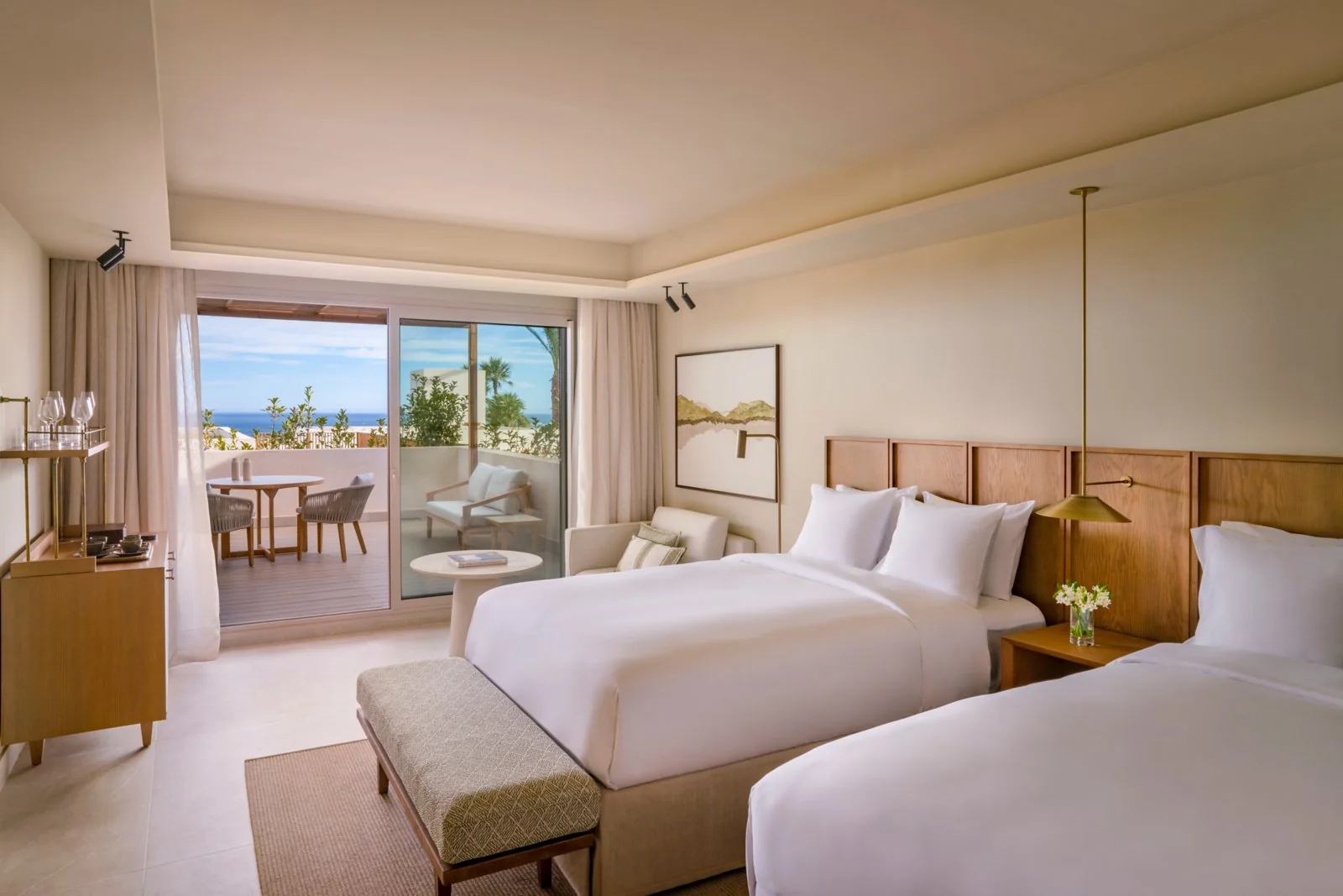 Fairmont Poolblick · zwei Queensize-Betten · Fairmont La Hacienda Costa del Sol