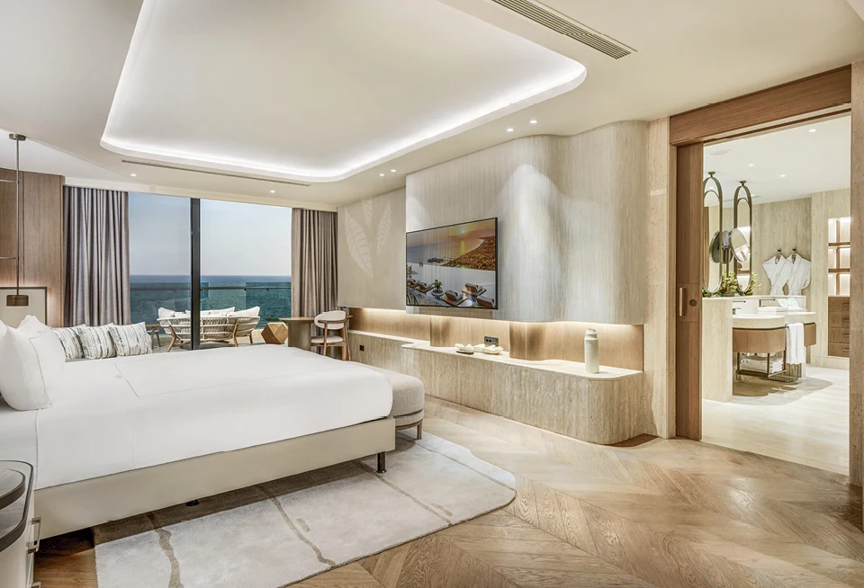 Crown Horizon Suite · Regnum The Crown