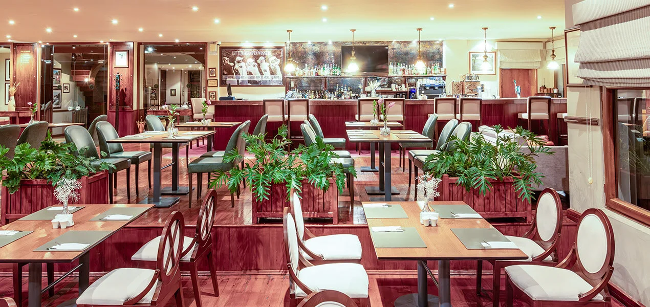 Beispielbild: Clubhouse Bar der Regnum Golf Clubs